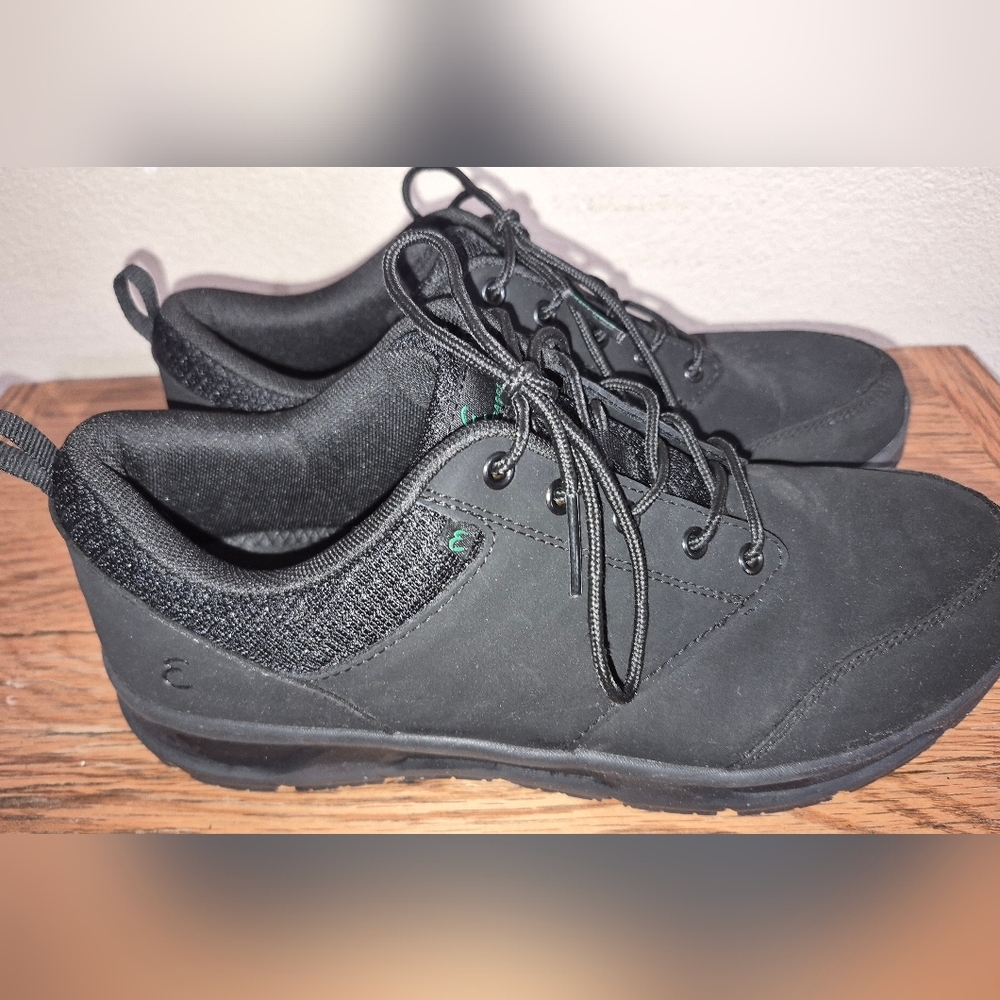 Emeril Lagasse Women's Quarter Slip Resistant Nubuck Sneaker (Wide) Size 11